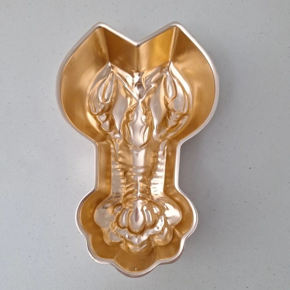 Vintage Copper Plate Lobster Wall Hanging Jello Cake Mold MCM Golden Girls